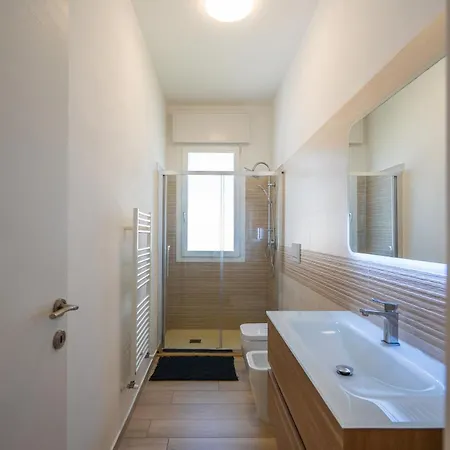 Appartamento Elegante E Moderno A Ravenna