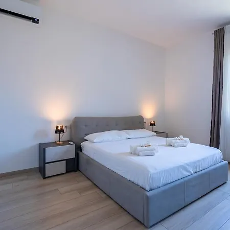 Elegante E Moderno A Daire *