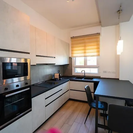 Elegante E Moderno A Daire